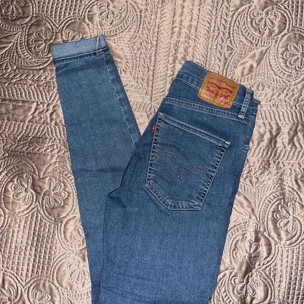 Levi's Mile High Super Skinny Jeans